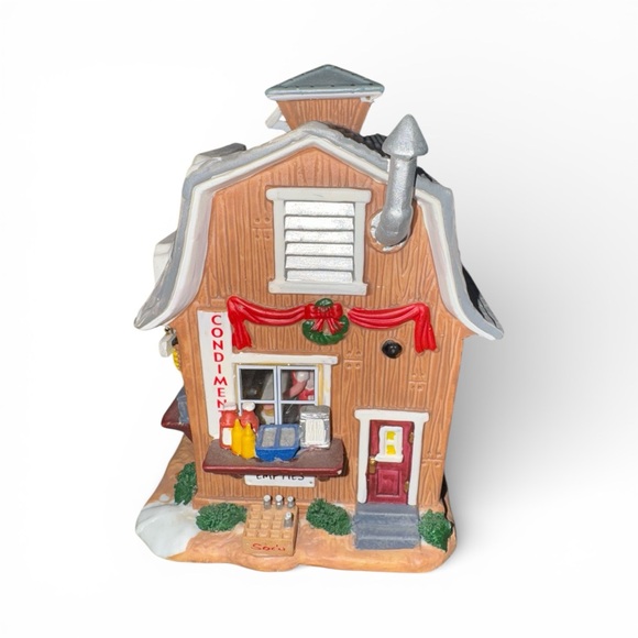 Joe's Diner Ceramic Figurine for Christmas Village Lemax 2005 Holiday Town Decor - Picture 3 of 6